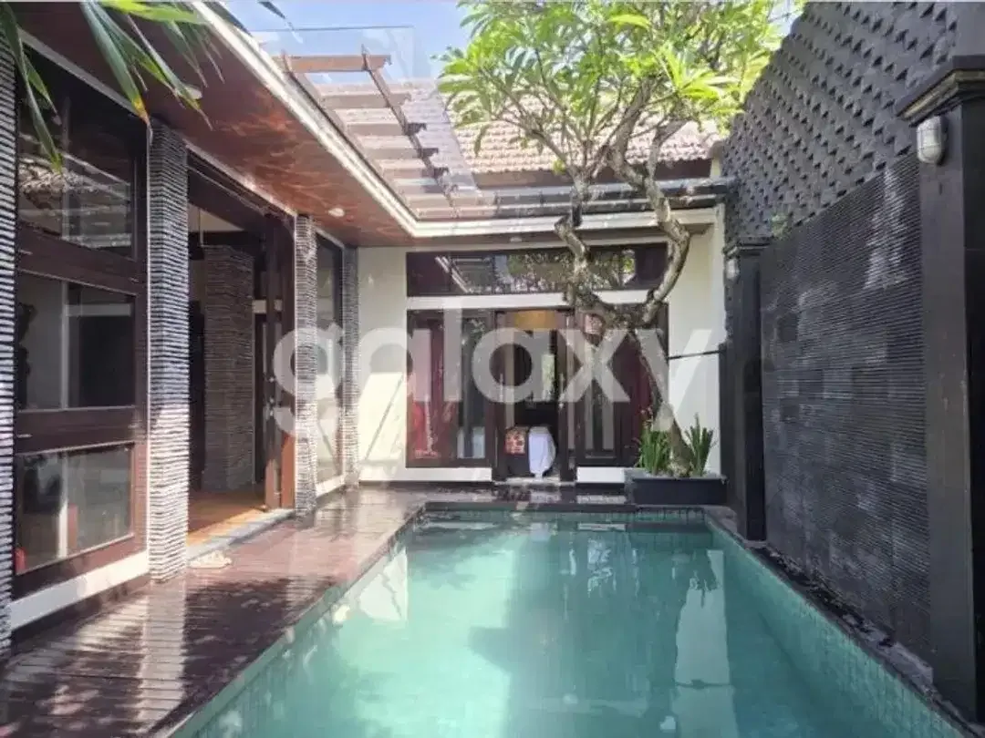 LEASEHOLD DAN SEWA VILLA PREMIUM AREA DI TAMAN SARI KEROBOKAN KLOD BADUNG, BALI - Image 2 of 10