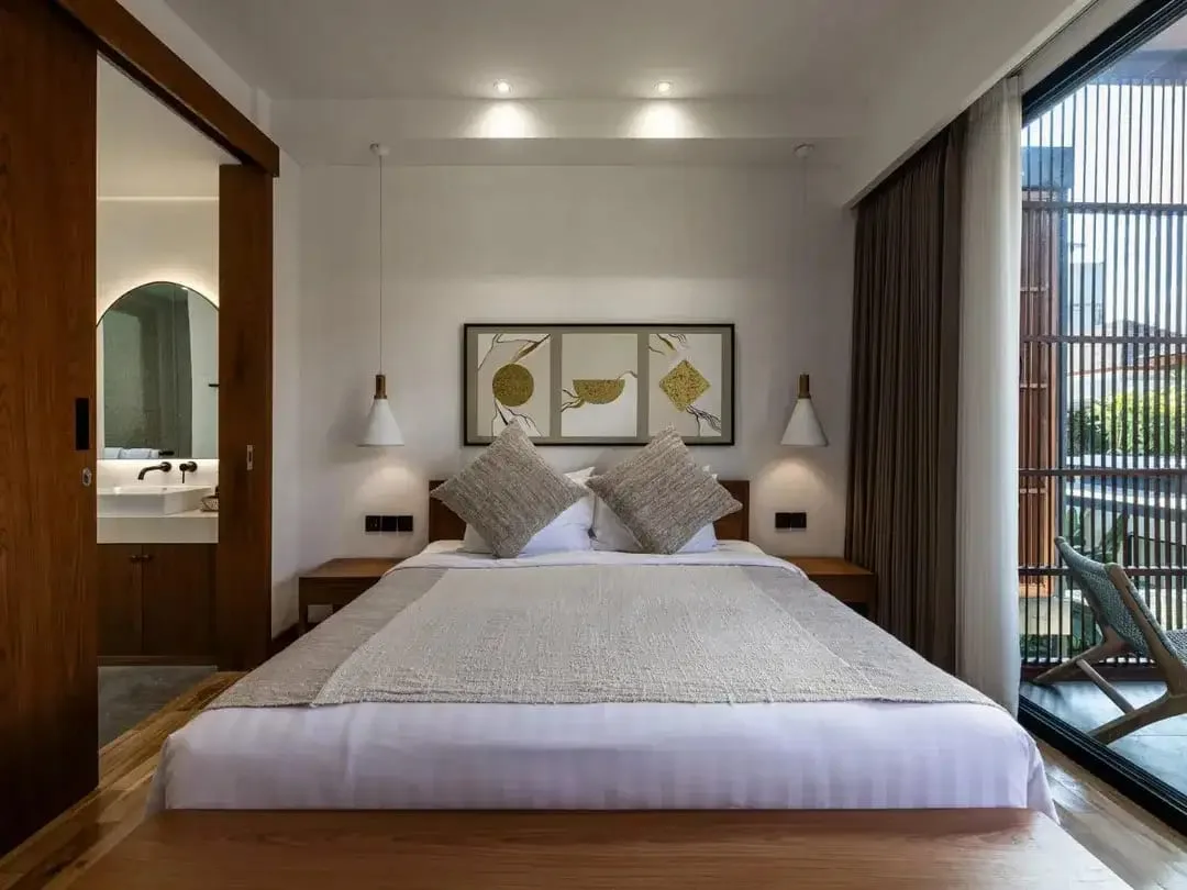 Vila premium hanya 350 m dari pantai di pusat “Golden Mile”! - Image 10 of 10