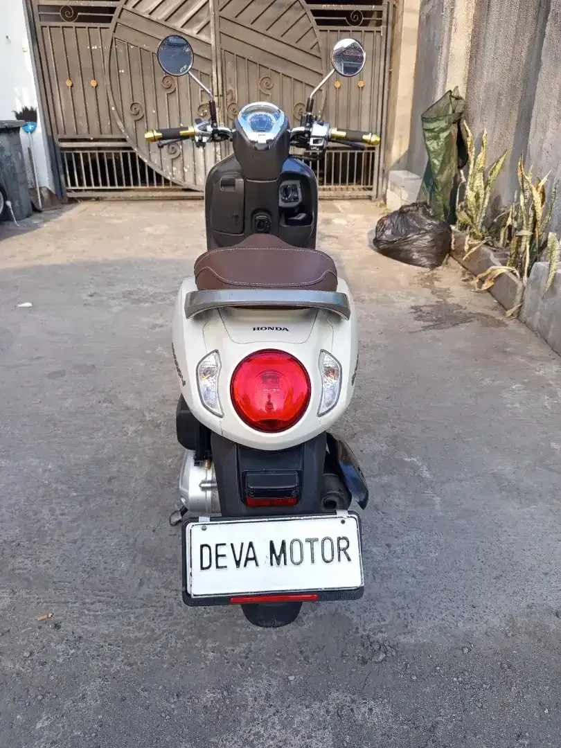 Scoopy 2024 putih prestige Deva motor - Image 7 of 8