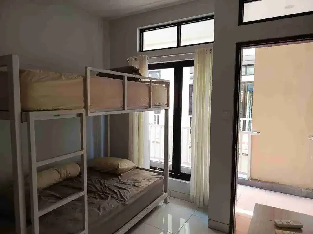 Guest House 32 Kamar Renon Denpasar - Image 7 of 10