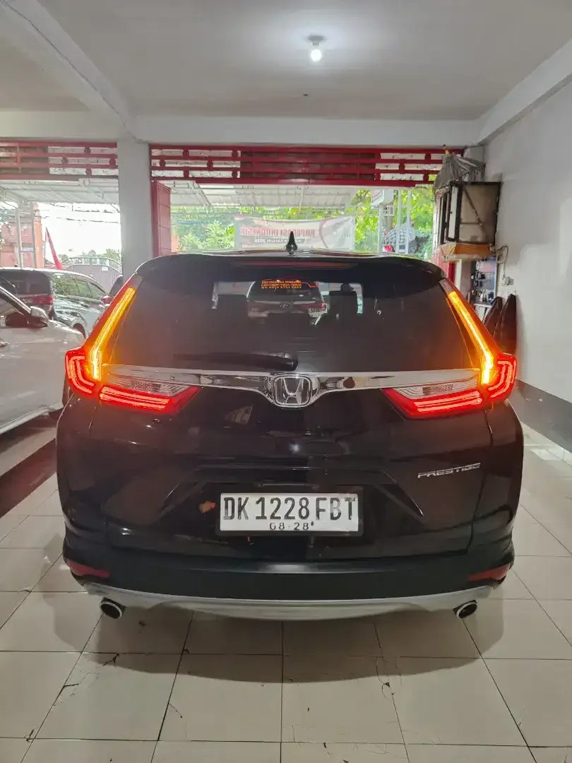 Honda CRV turbo 1.5 Prestige 2018 Automatic - Image 7 of 9