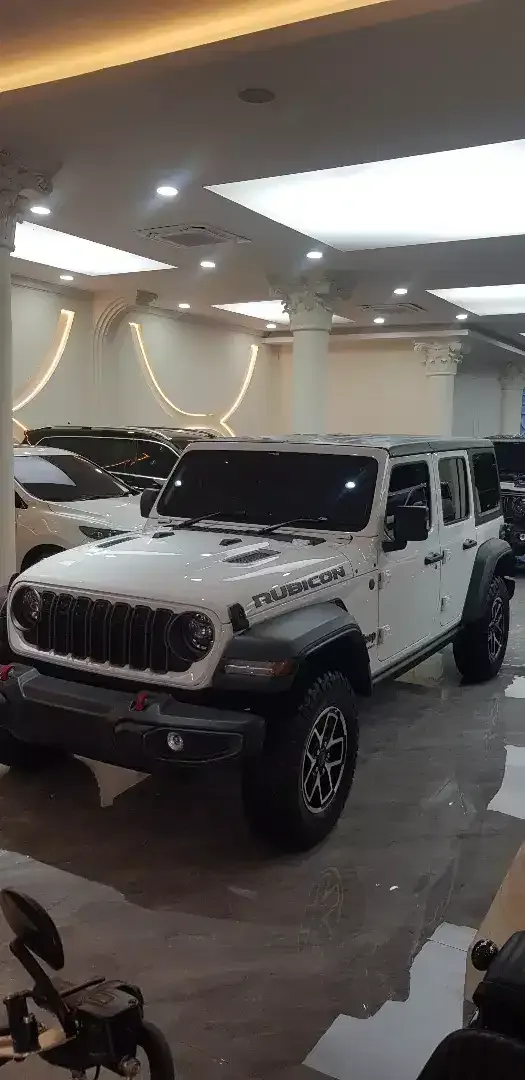 Jeep rubicon JL 2.0 AT turbo 4x4 putih - Image 1 of 8