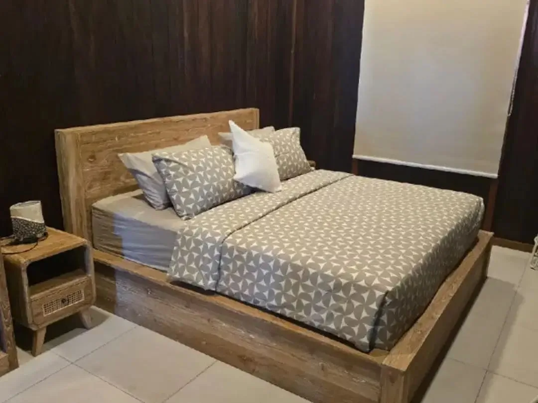 SUBLEASE BISTRO & A WOODEN HOUSE - PANTAI SABA GIANYAR - Image 8 of 10