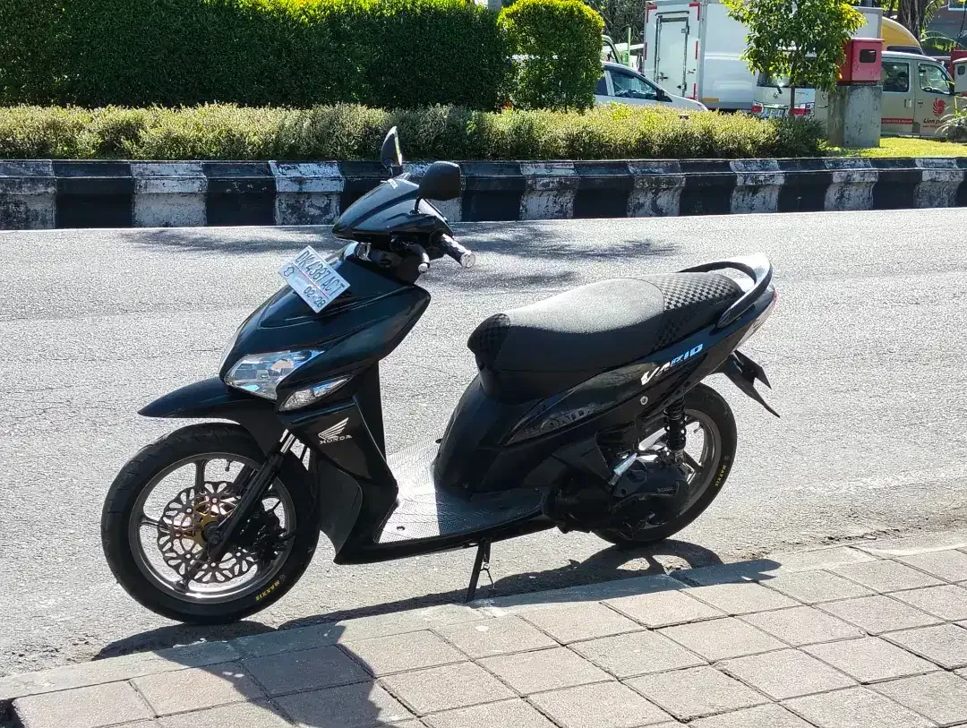 Vario 110  istimewa - Image 1 of 6