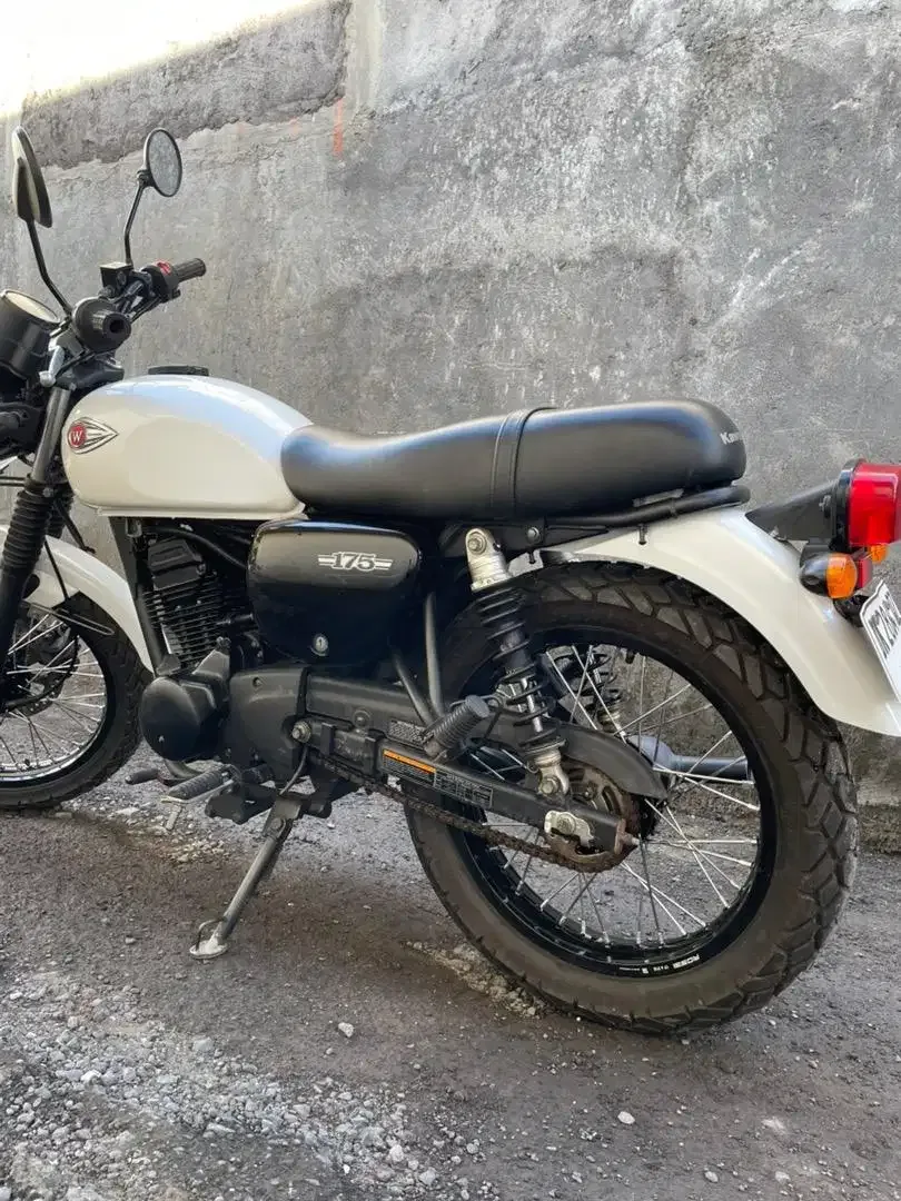 Kawasaki w 175 2019 - Image 5 of 5