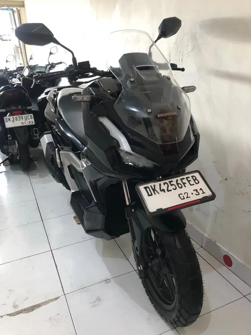 Honda ADV 160 CBS Th.2026 low km 1400 istumewa!! - Image 10 of 10