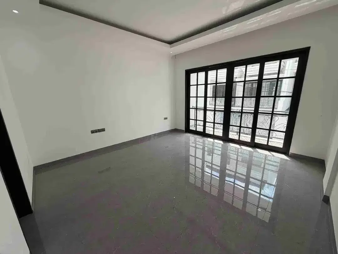 jual rumah Baru 3 lantai di Tukad Pakerisan Denpasar - Image 5 of 8