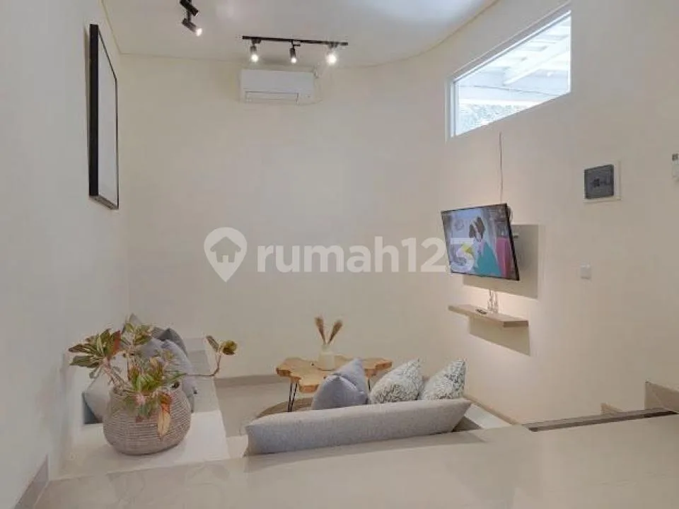 Villa 2 KT Disewakan Siap Huni Dekat Pantai Bingin Pecatu Bali - Image 2 of 4