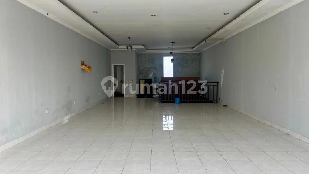 Ruko Komersil 2 Lantai Lengkap dengan Usaha Berjalan Lokasi Strategis Denpasar Barat Dekat Seminyak dan Kuta Bali - Image 4 of 4