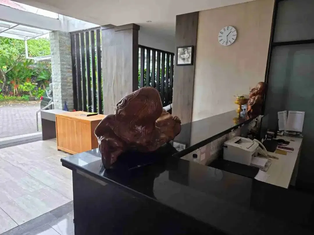 Dijual Hotel bintang 3 sangat murah di Kuta Bali. - Image 4 of 10
