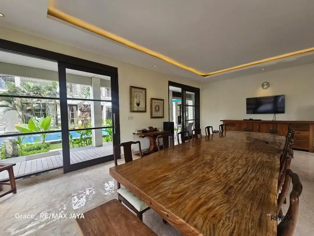 Timeless Tropical Luxury Villa Mansion Dijual di Area Jimbaran - Image 7 of 10