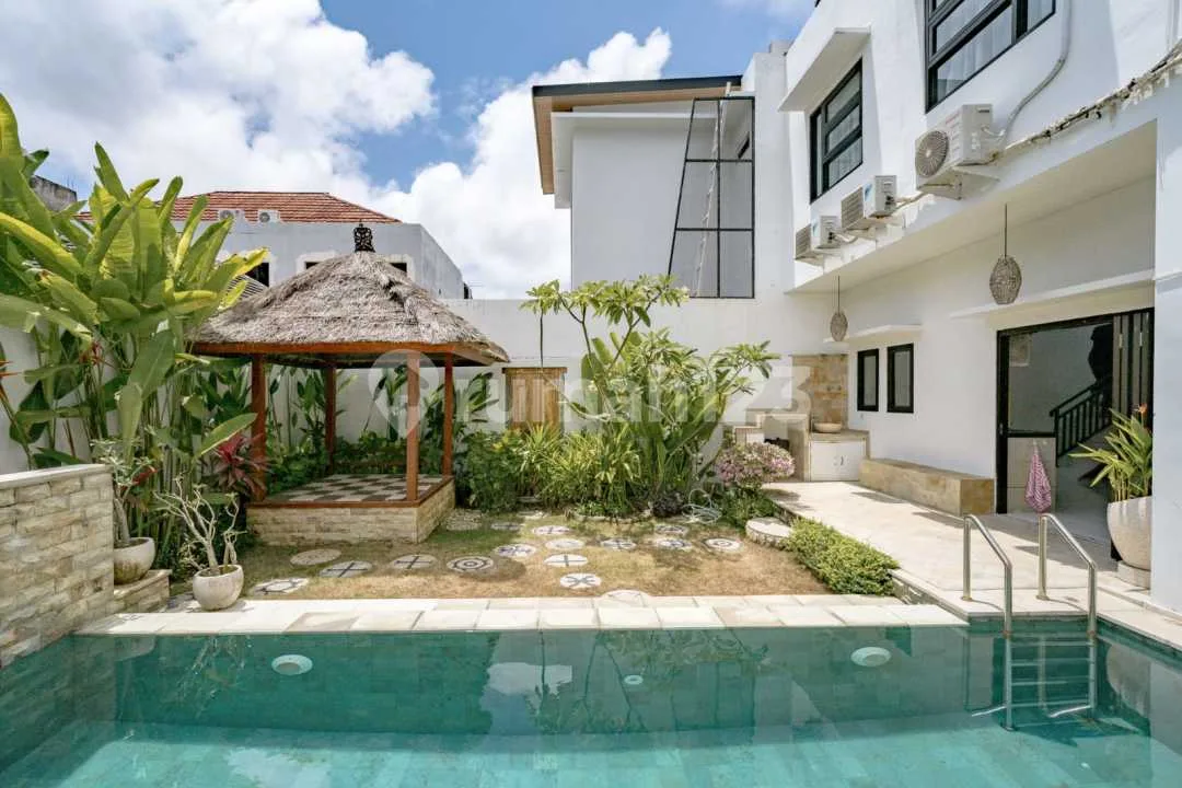 Disewakan Villa 3 Bedroom Furnished di Ungasan Bali - Image 2 of 4