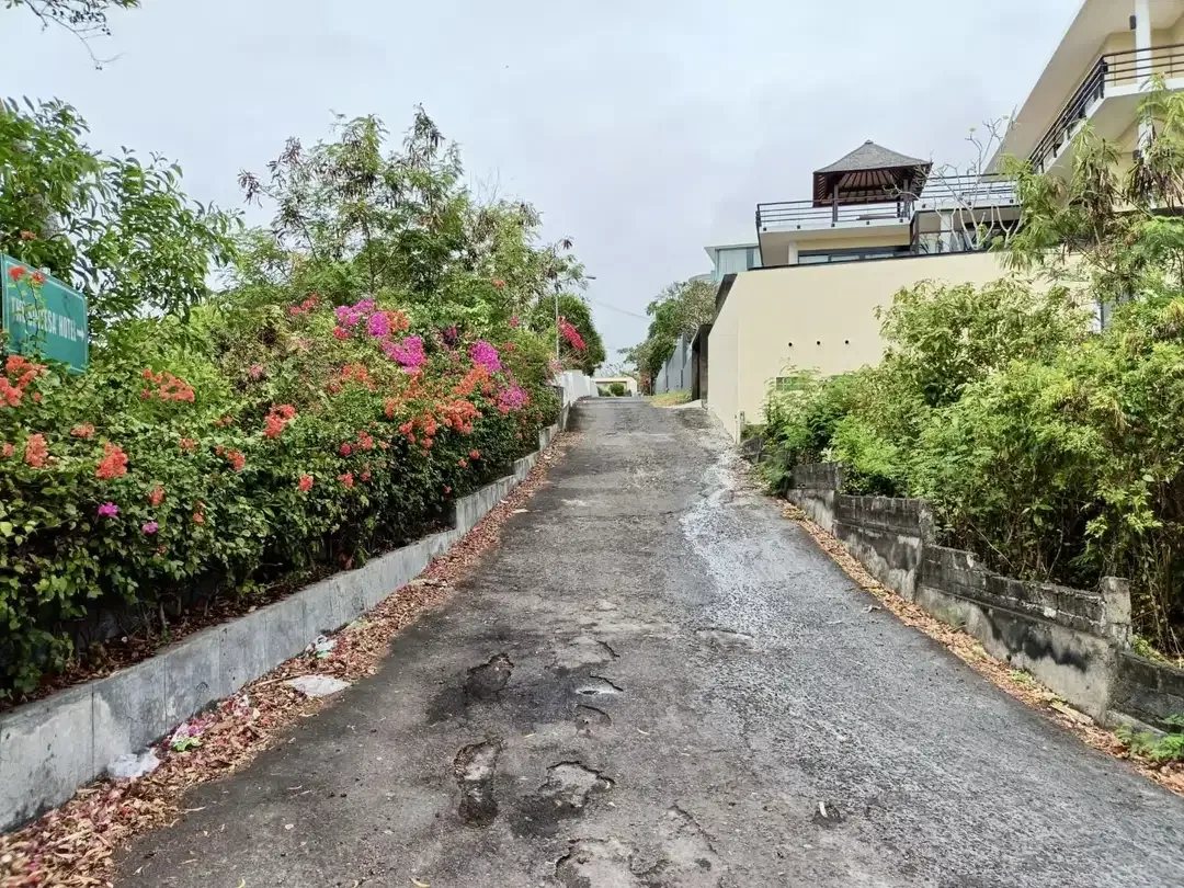 Tanah UNBLOCK VIEW Area Villa Elite Jl Gita Kencana Jimbaran - Image 6 of 10