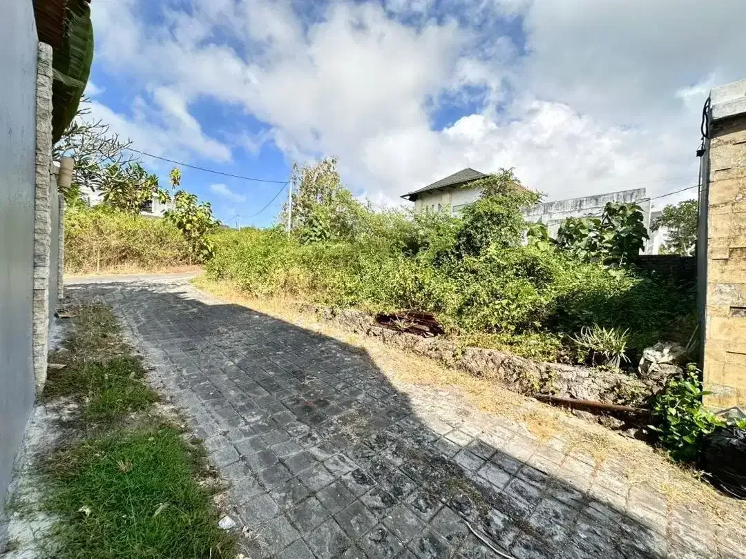 Tanah Hook Lingkungan Villa Jl Palapa Nusa Dua - Image 4 of 9