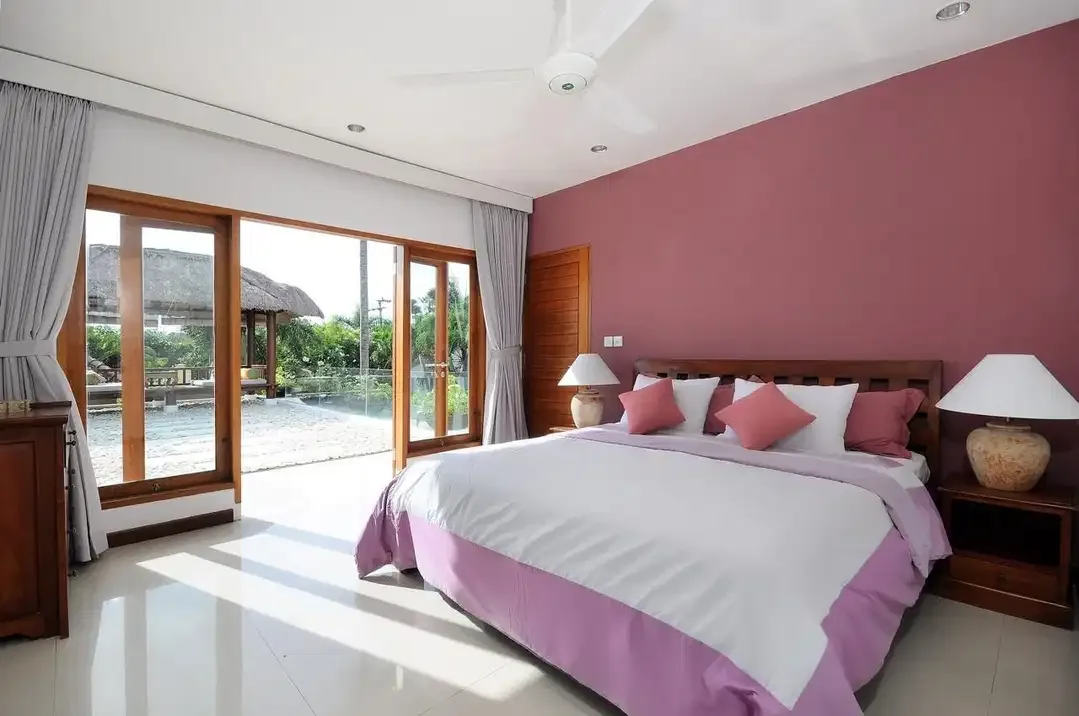 dijual villa mewah lokasi canggu - Image 6 of 10