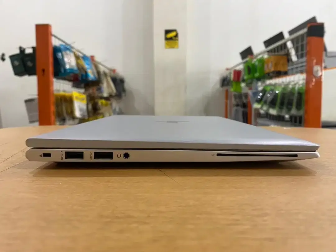 HP Elitebook 830 G7 Core i5Gen10 Ram 16GB SSD 256GB Slim Mulus - Image 6 of 10