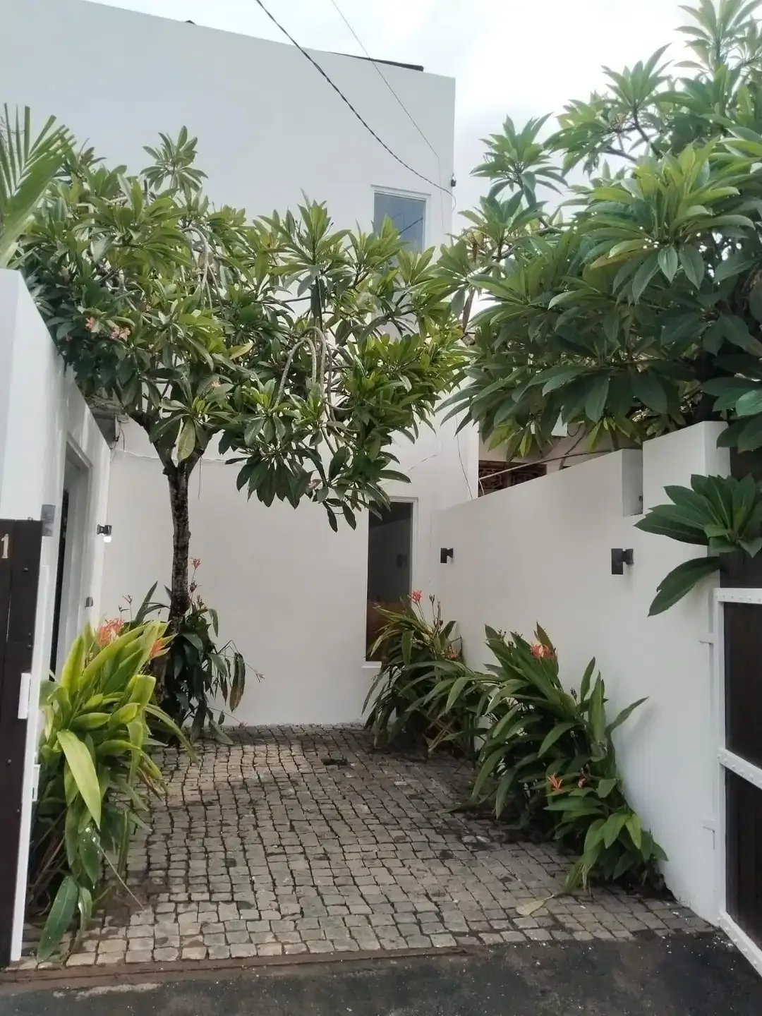 Semi Villa di Dalam Kawasan Perumahan, Denpasar - Image 10 of 10