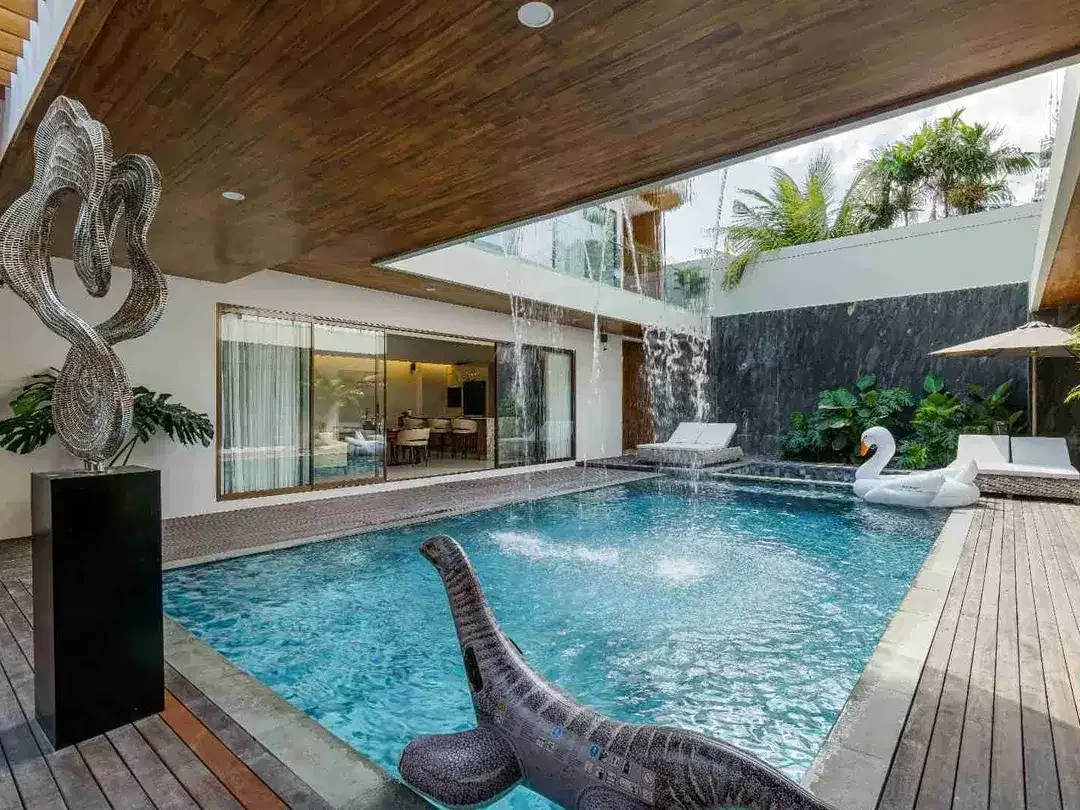 Luxury Villa Modern Kontemporer Seminyak Dekat Pantai - Image 6 of 10