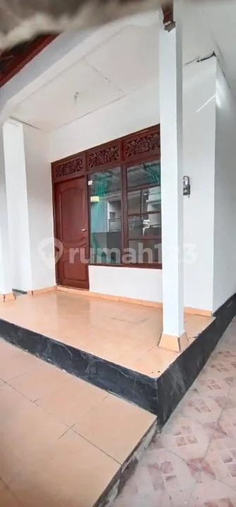 Dijual Rumah di Taman Griya Jimbaran, Badung - Image 2 of 4