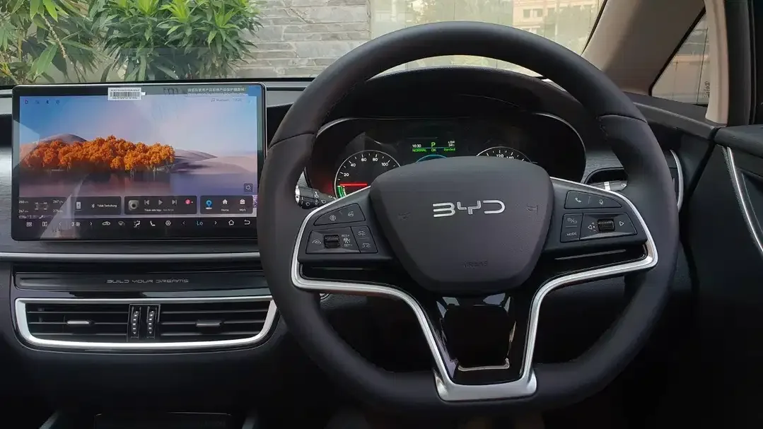 BELI MOBIL TANPA KHAWATIR BERGARANSI 5 TAHUN!  BYD M6 M 6 Superior Cap - Image 9 of 10