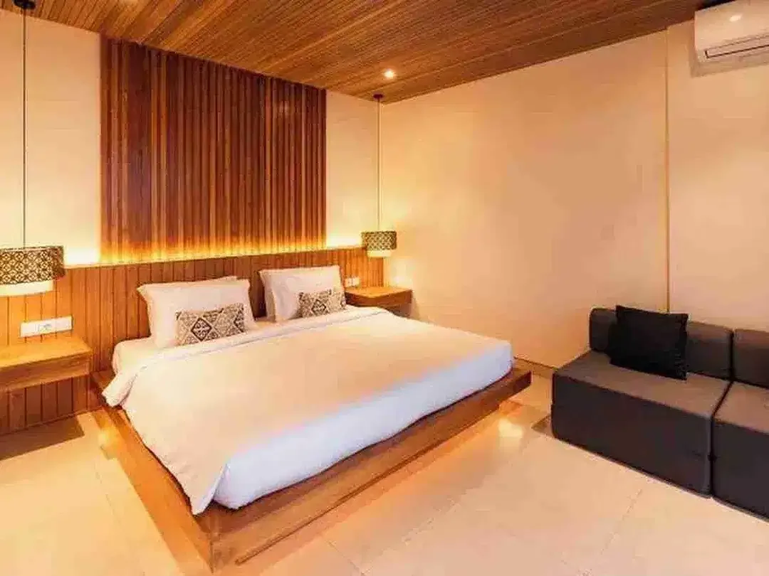 VILLA MODERN LUXURY 4 LANTAI VIEW SUNSET PECATU INDAH RESORT - Image 8 of 10