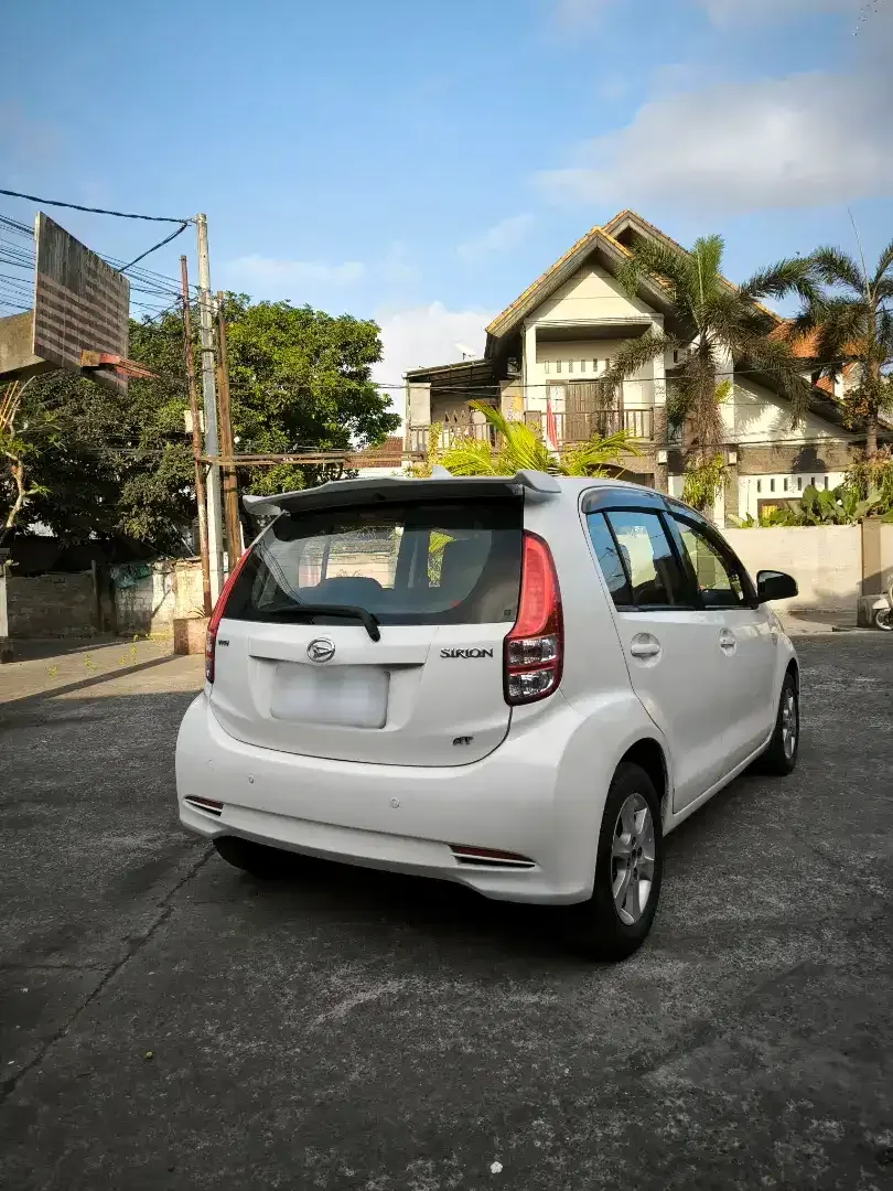 Daihatsu Sirion Putih 2014 Matic Tipe Tertinggi - Image 6 of 9