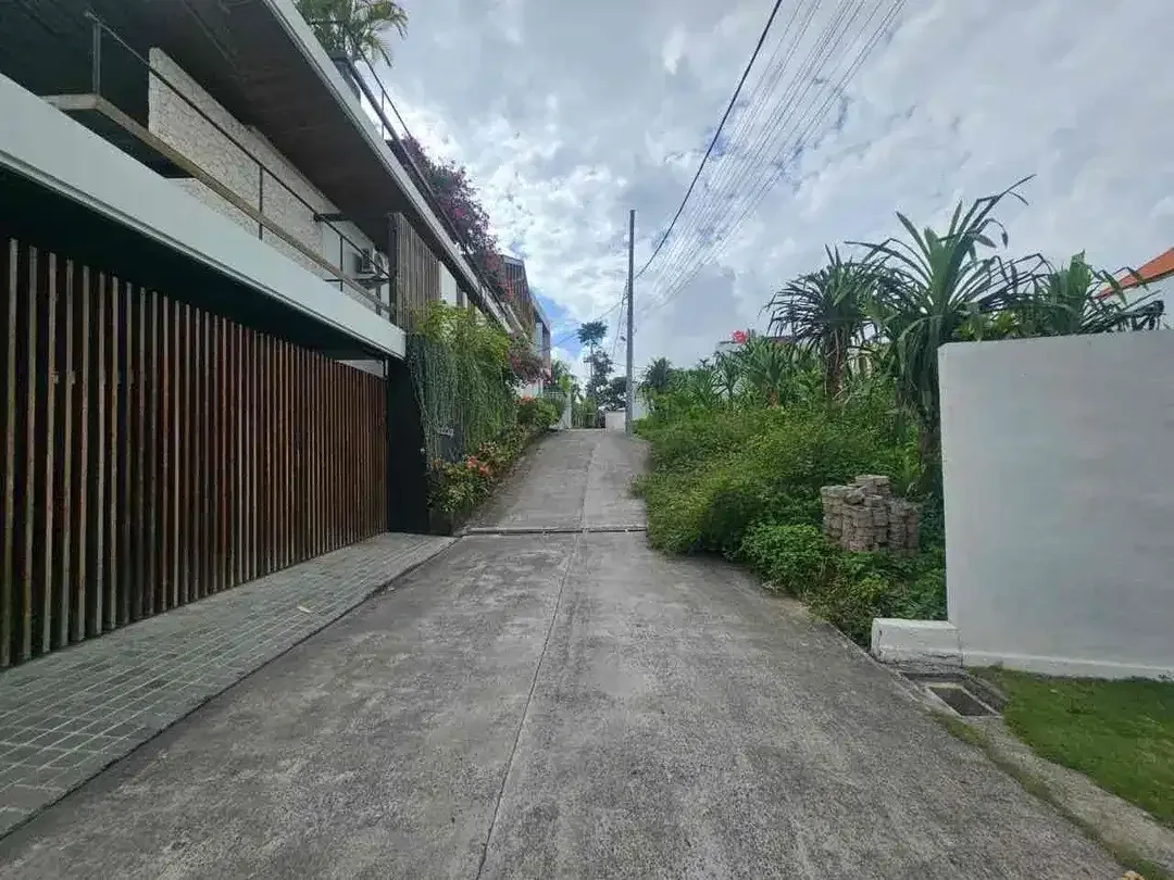 Dijual Tanah Plot Kecil 4 Are di Tumbak Bayuh Pererenan Canggu - Kawasan Villa - Image 9 of 9