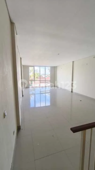 Dijual - Ruko 3 Lantai - Citraland - Image 4 of 4