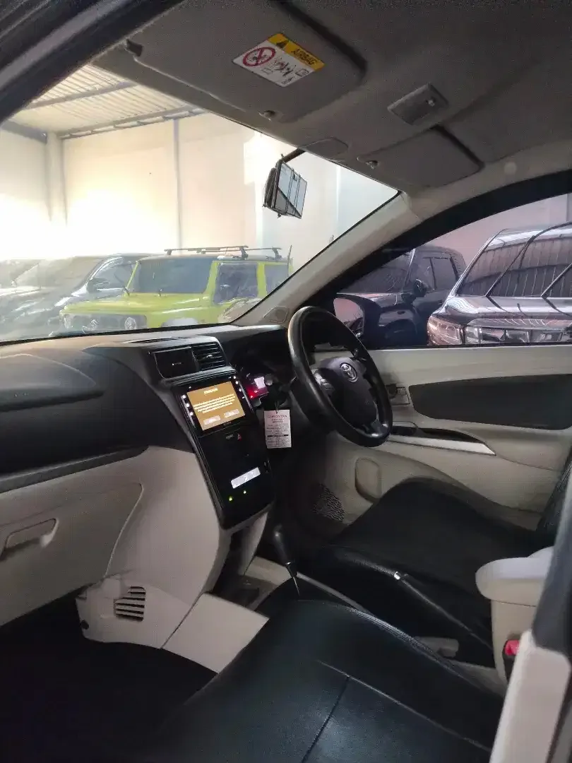 AVANZA G MATIC FACELIFT PAJAK BARU LOW KM SUPER ISTIMEWA - Image 5 of 8