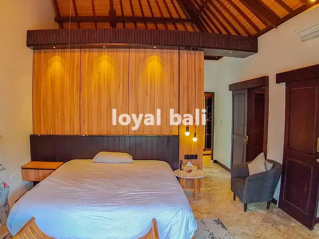 Villa, 5-Bedroom Pavilion-Style Villa for Sale in Prime Umalas, Canggu, Bali - Image 5 of 10