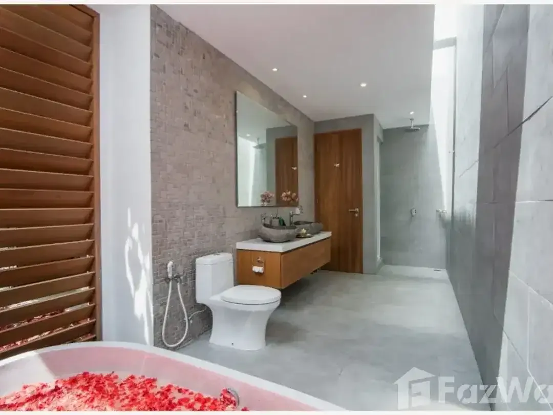2 Bedroom Villa for rent in Berawa, Bali - Image 7 of 10