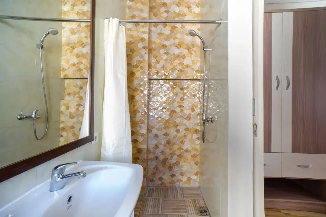 DIJUAL KOMPLEK VILLA FULL FURNISHED DI JIMBARAN - Image 6 of 10