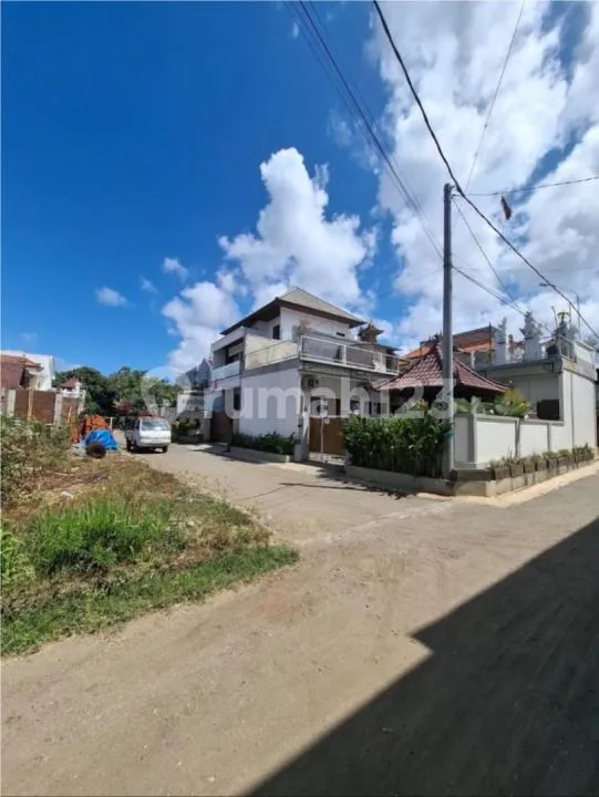 Dijual Tanah Cocok untuk Rumah atau Villa - Kutuh, Nusa Dua - Image 1 of 4