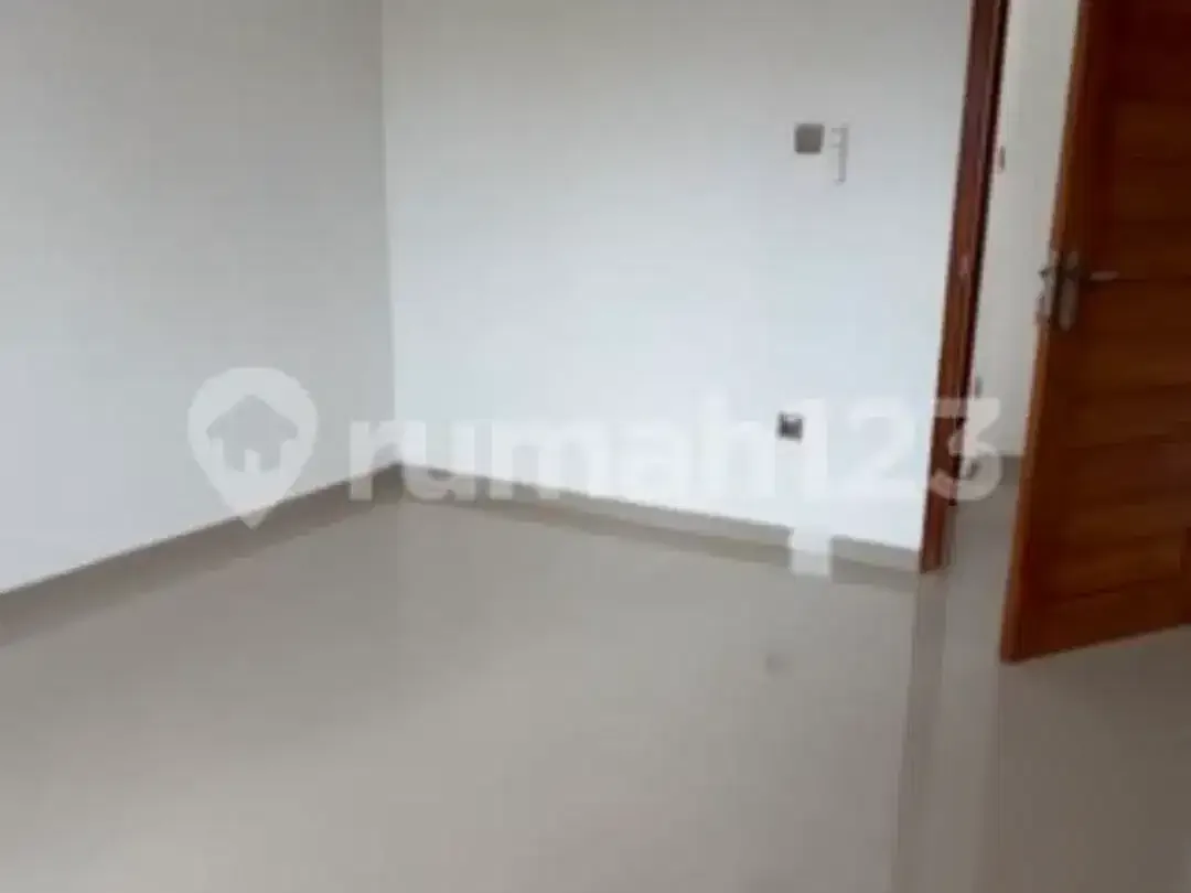 Dijual Rumah Baru 2 Lantai di Kuta Utara - Image 8 of 10