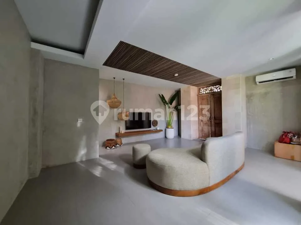 Villa Luxury Jl Taman Sari Kerobokan yang Luas dan Menawan - Image 4 of 4