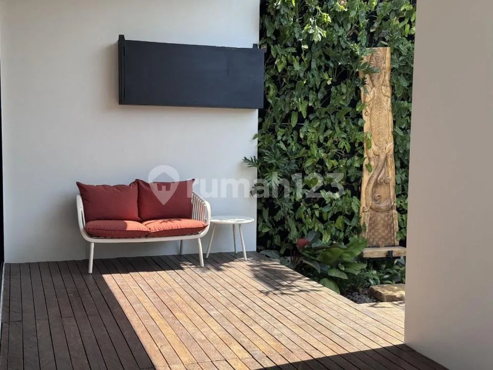Leashold Villa Pungutan Sanur - 4 Bedrooms 200MÂ² - Image 4 of 4