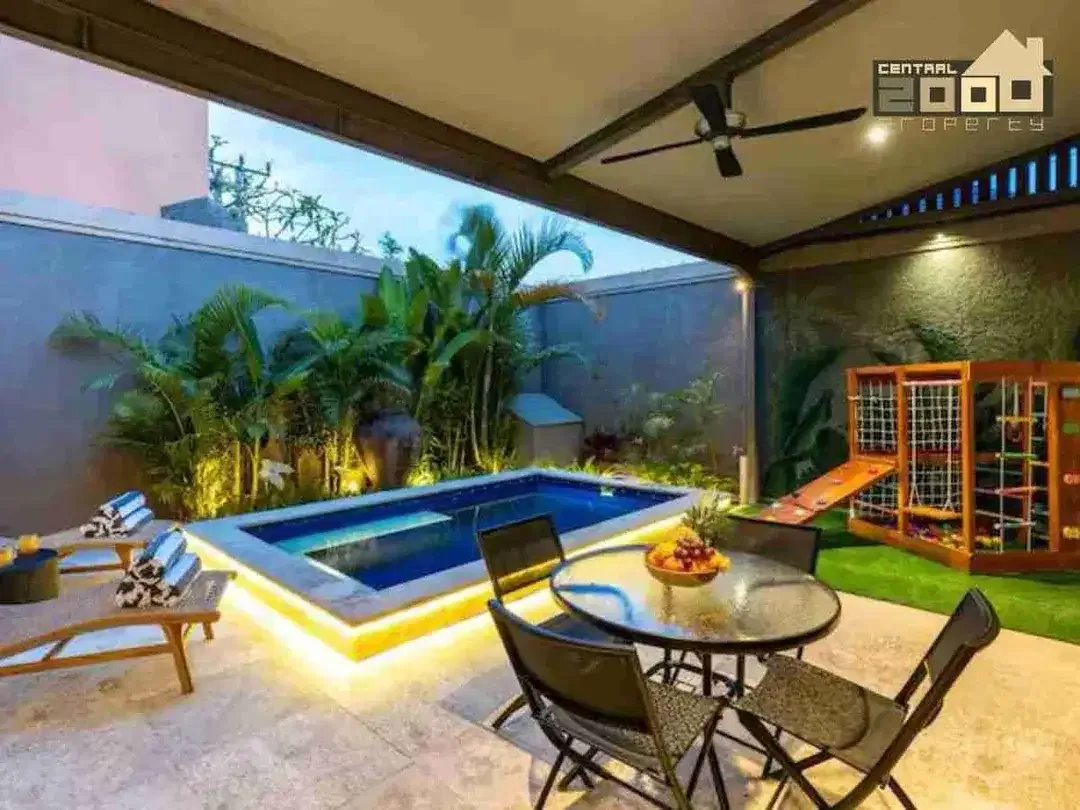 Dijual Villa Eksklusif di Kerobokan – Dekat Pusat Hiburan & Bisnis, serta Seminyak - Image 2 of 10