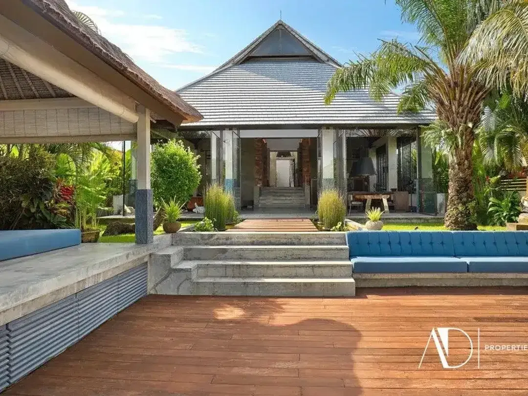 FREEHOLD | 4-BEDROOM VILLA IN PRIVATE COMPLEX - UMALAS, BALI - Image 10 of 10