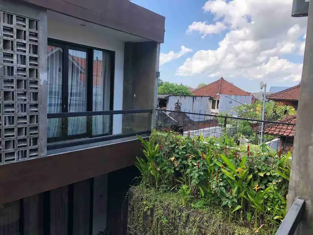 Rumah Kost 2 Lantai Full Furnished 14 Kamar Kerobokan Bali - Image 3 of 7