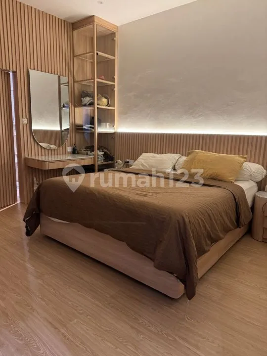 Rumah Premium di Kawasan Elit Renon - Moh. Yamin Renon - Image 3 of 4
