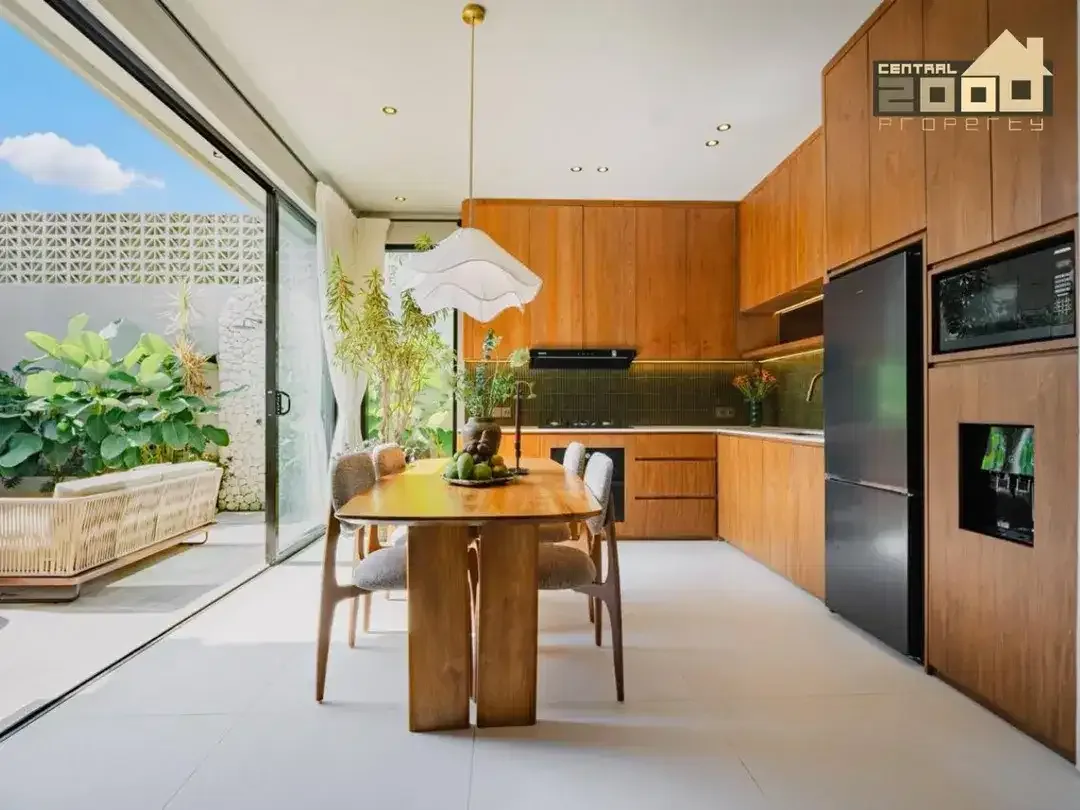 Tropical Freehold Villa in Peaceful Babakan Canggu - Image 4 of 10