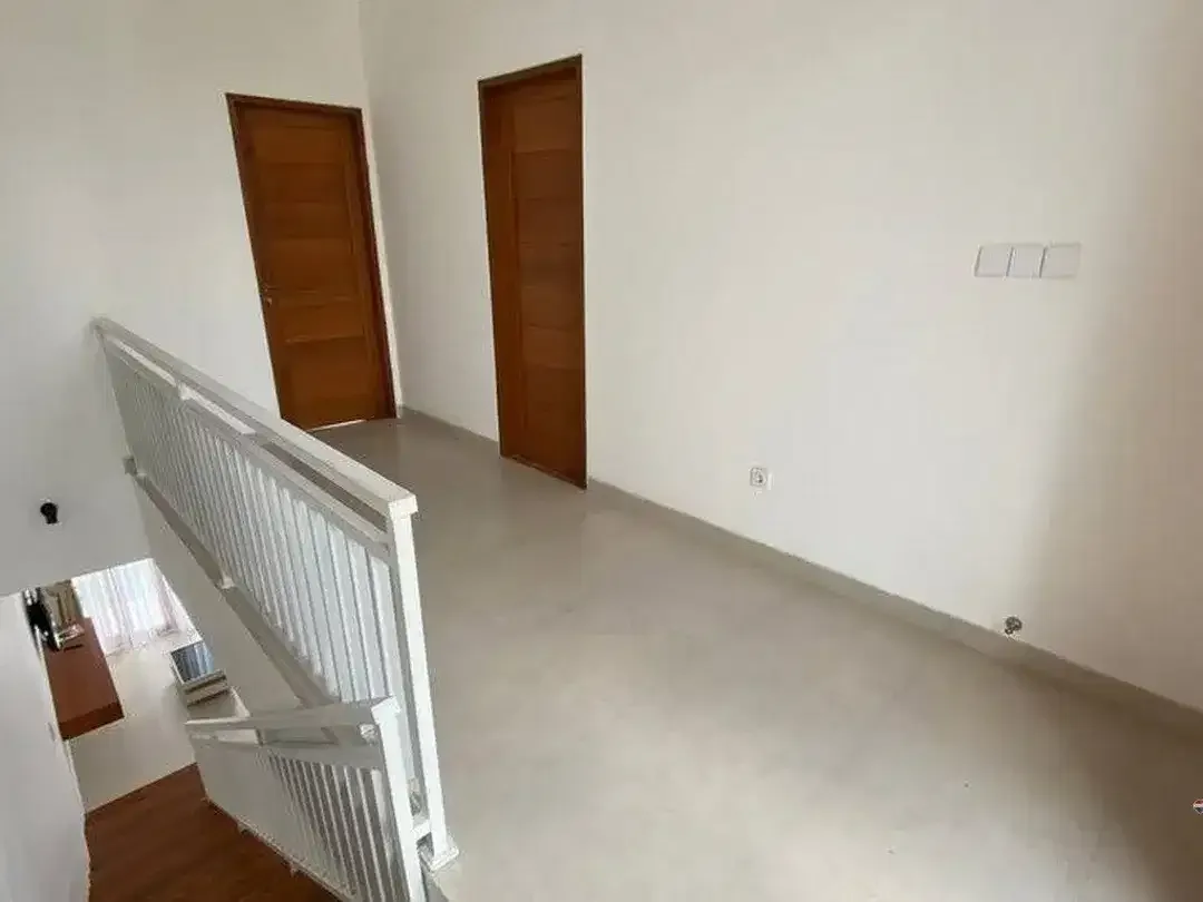 Villa Cantik Full Furnished 3 Kamar Disewakan di Kerobokan Kelod - Image 10 of 10