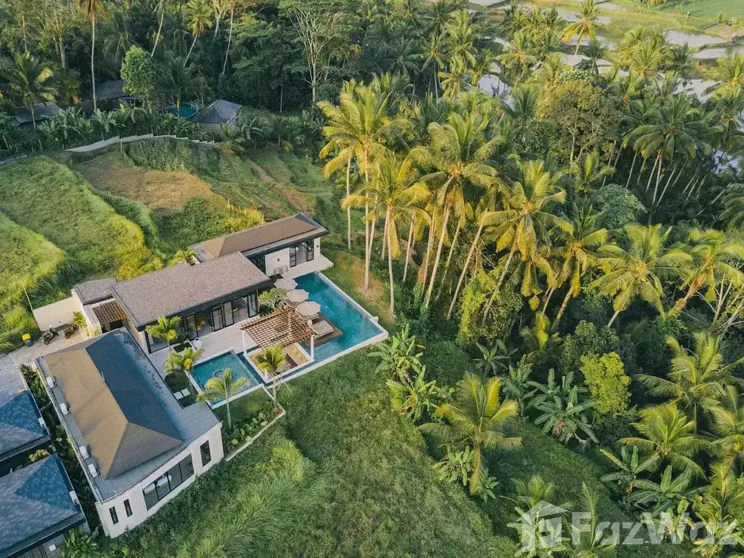 6 Bedroom Villa for sale in Tampak Siring, Bali - Image 4 of 10