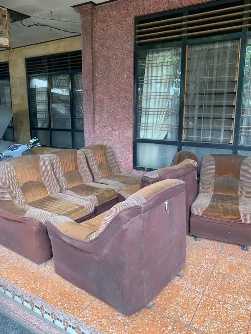Sofa bekas melingkar - Image 2 of 3