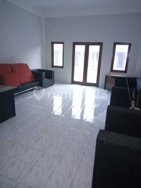Di Jual Ruko dengan 2,5 Lantai di Jalan Raya Sesetan, Denpasar Selatan - Image 3 of 4