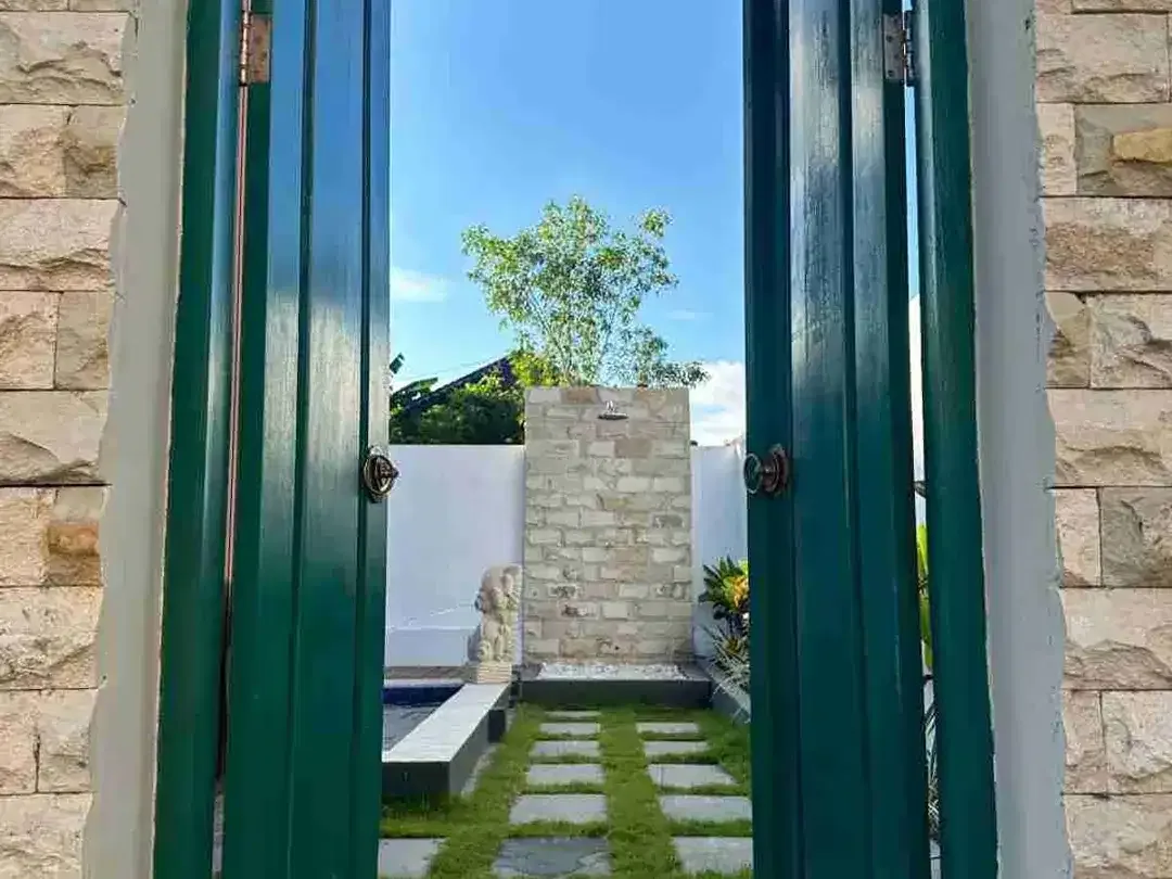 brand new villa nusa dua area fullyfurnished - Image 3 of 10
