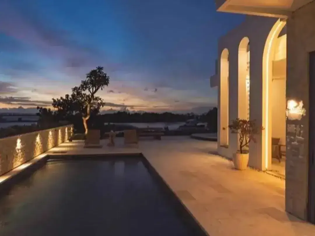 LUXURY VILLA VIEW BEACH FRONT DI TANJUNG BENOA NUSA DUA BALI - Image 5 of 10