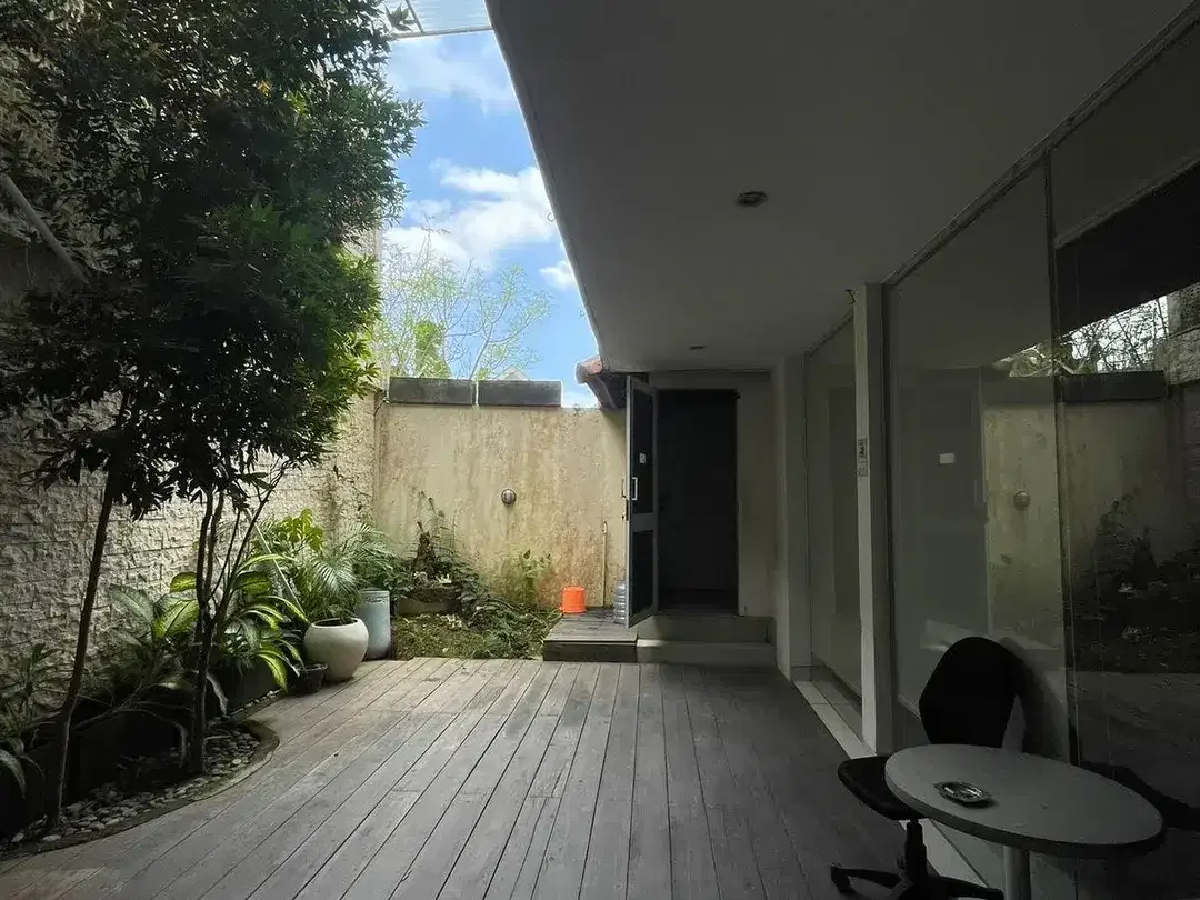 Whole Building for sale in Kerobokan, Bali - Image 8 of 10