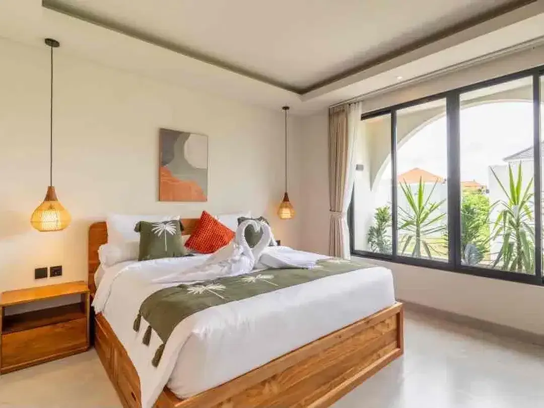 DISEWAKAN – VILLA MODERN MEDITERRANEAN 3 KAMAR | MUNGGU - Image 10 of 10