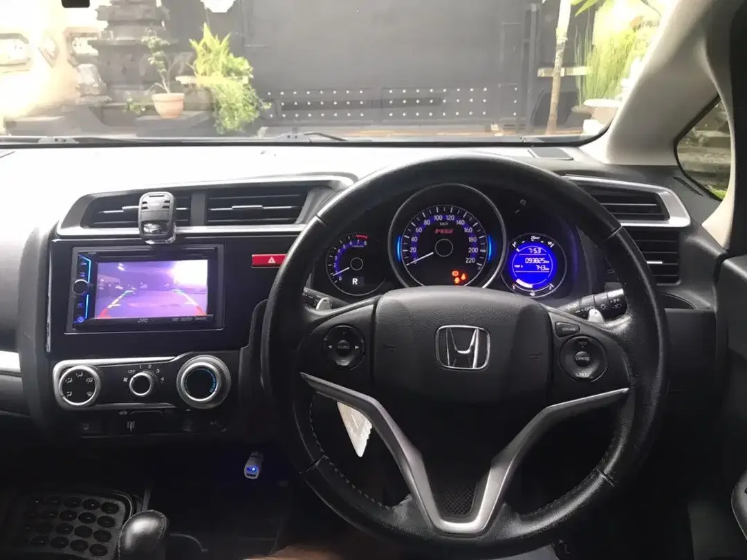Jazz RS Matic Vtec 1500 cc - Image 2 of 10
